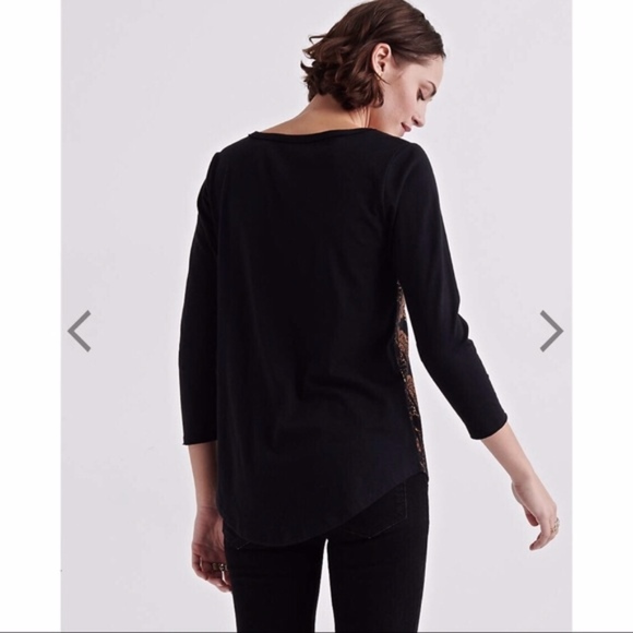 Lucky Brand Women's Foil Medallion Tee - Picture 4 of 6